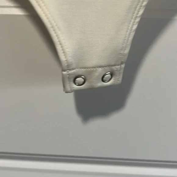 NWT Express body contour bodysuit size small - Picture 3 of 5